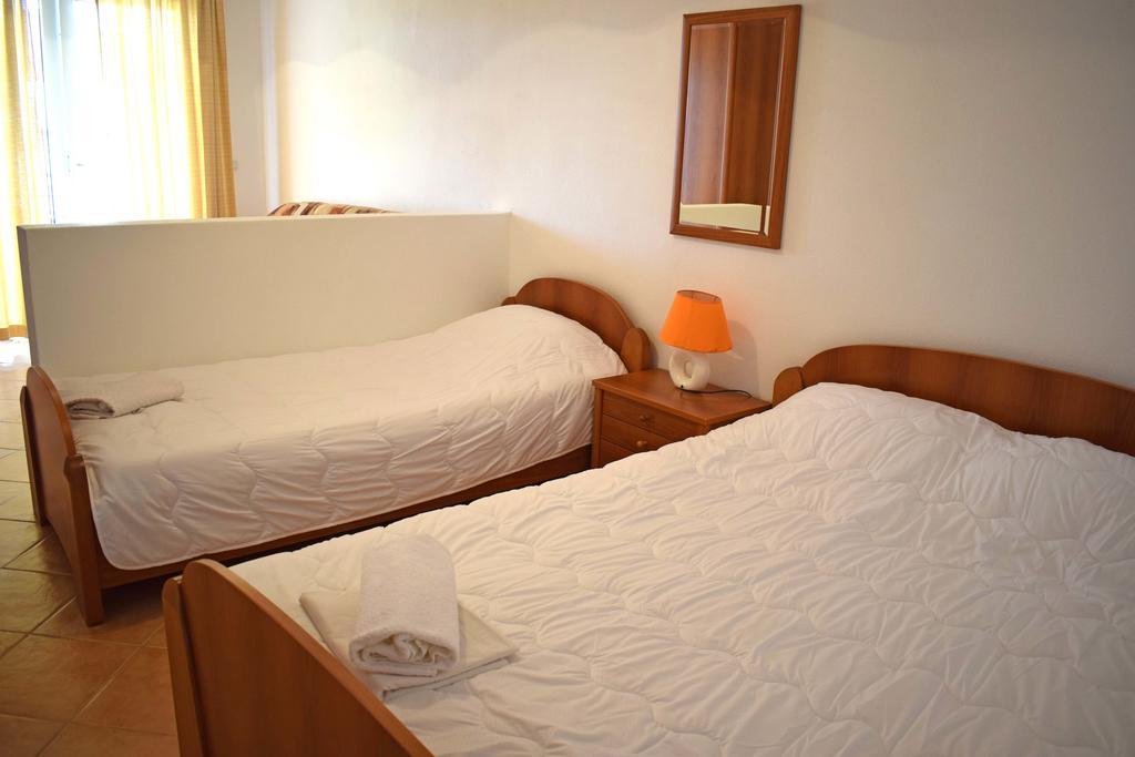 Apartments Kepi Gjerana ウルツィニ エクステリア 写真